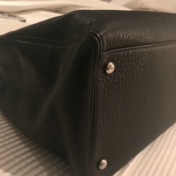 (SOLD) Chanel Executive Cerf Tote - Picture 5 of 7